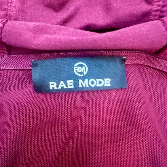 Rae Mode Women's Burgundy Hooded Jacket L Large - Picture 3 of 4